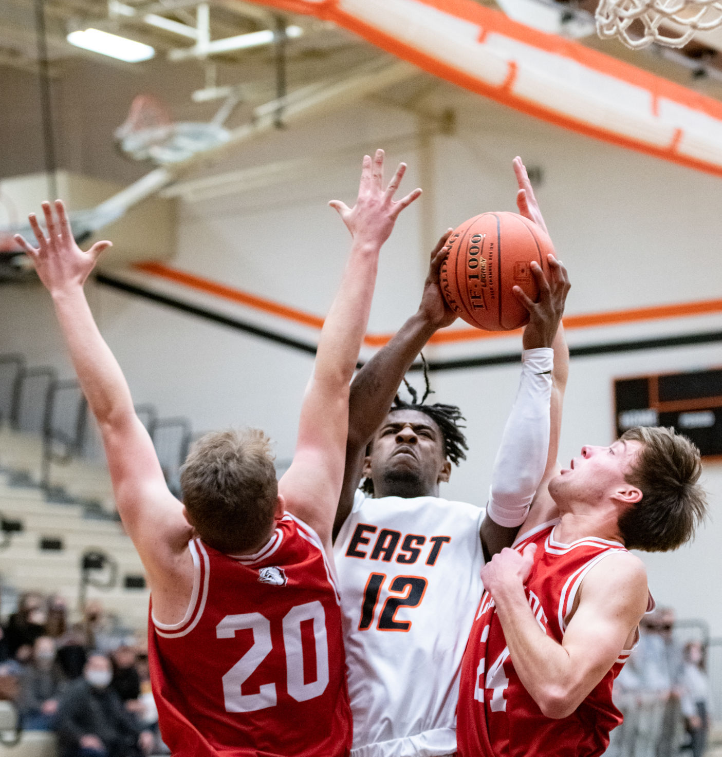 East vs Le Mars basketball
